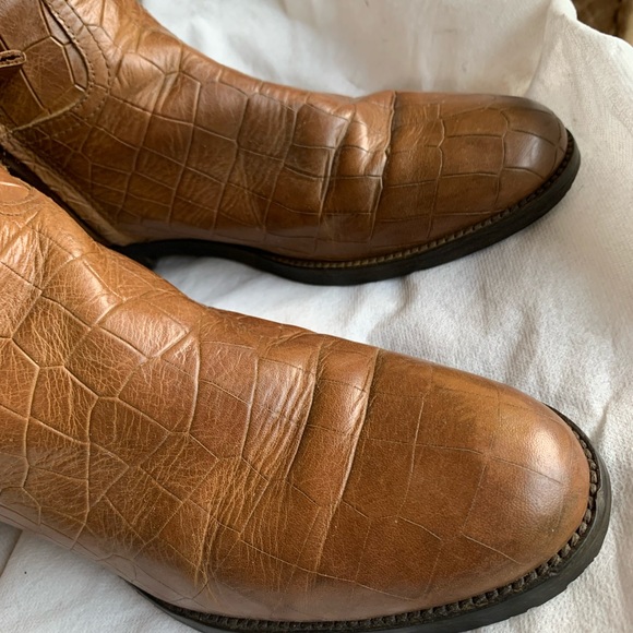 WINTER ESSENTIAL: full calf length Massimo Dutti leather boots.Snake skin print. - Picture 7 of 12